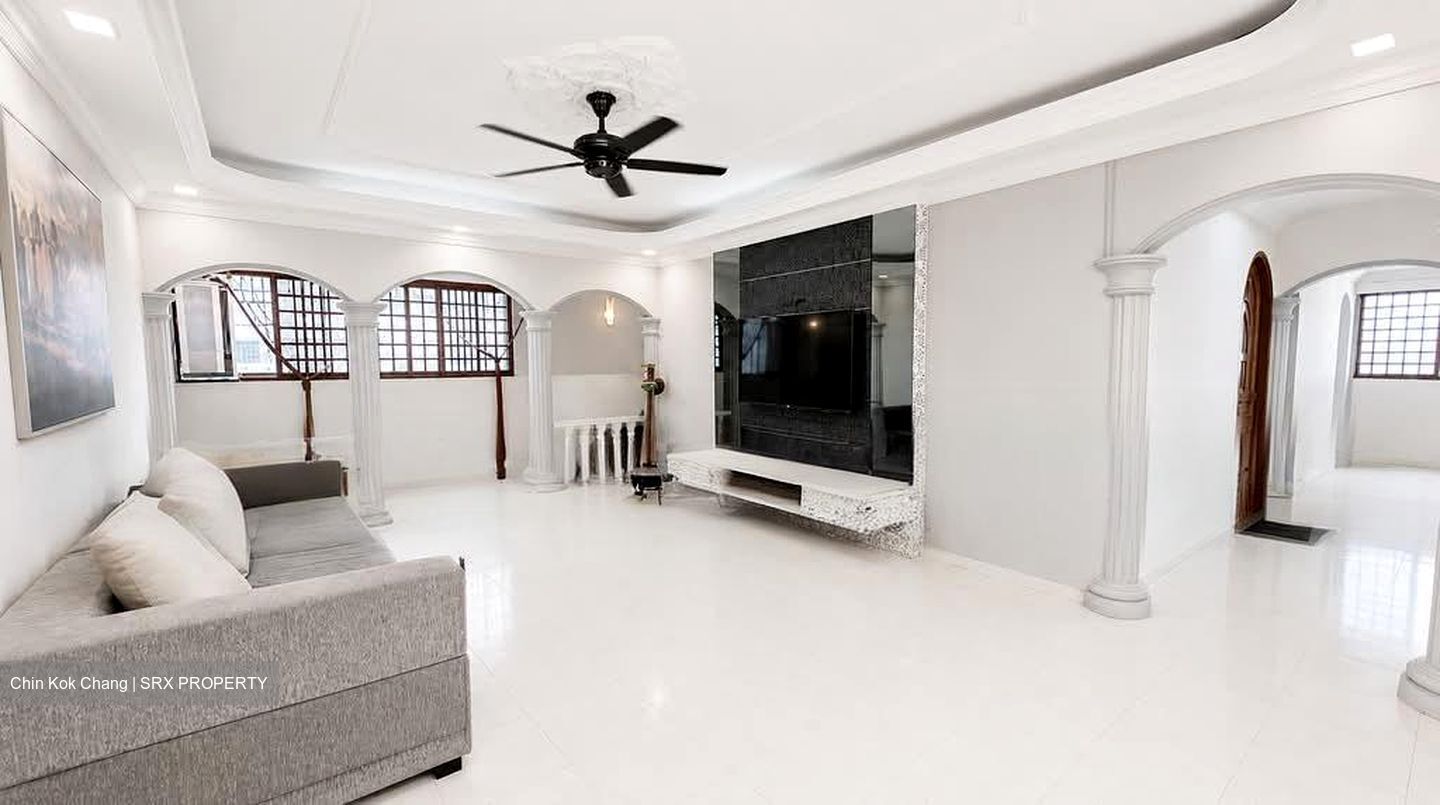 Blk 128 Lorong Ah Soo (Hougang), HDB Executive #575649811